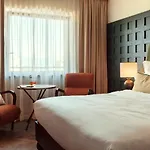 ホテル Beverly Hills ローマ