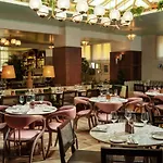 Beverly Hills ホテル 4*