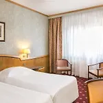 Beverly Hills 4*