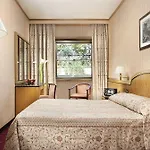 ホテル Beverly Hills 4*