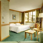 Beverly Hills ホテル 4*