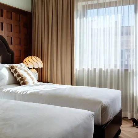 Beverly Hills 4*