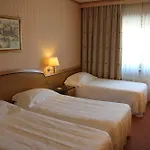 Hotel Beverly Hills 4*