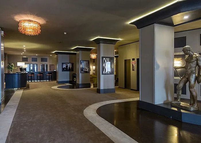 Beverly Hills Hotel 4*