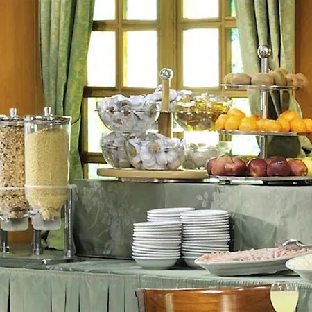 Hotel Beverly Hills Řím