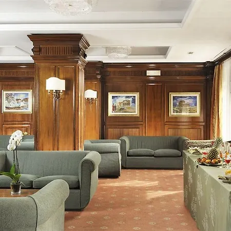 Ξενοδοχείο Beverly Hills 4*