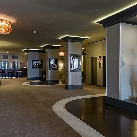 Beverly Hills Hotel 4*