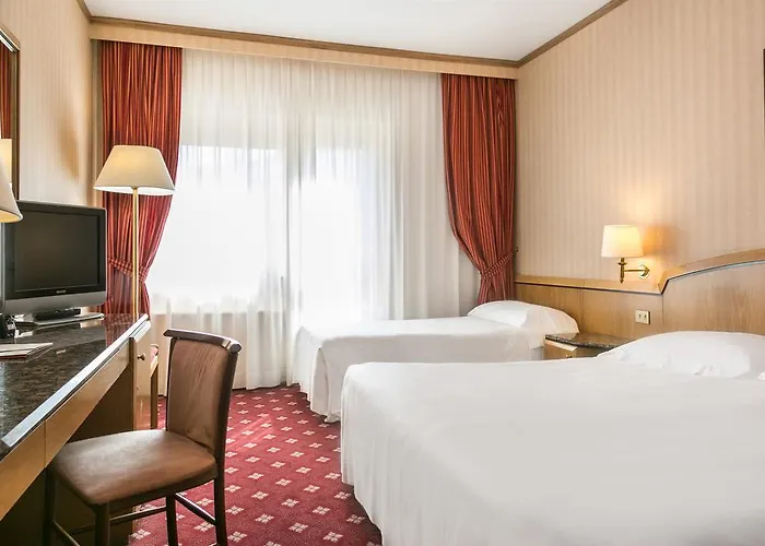 Beverly Hills Hotel Roma